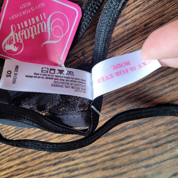 Fantasy Lingerie Black Lace Sexy One Size Fits Most Bra NEW with Tag - Picture 6 of 6